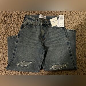 Abercrombie kids lightweight baggy jeans size 5/6